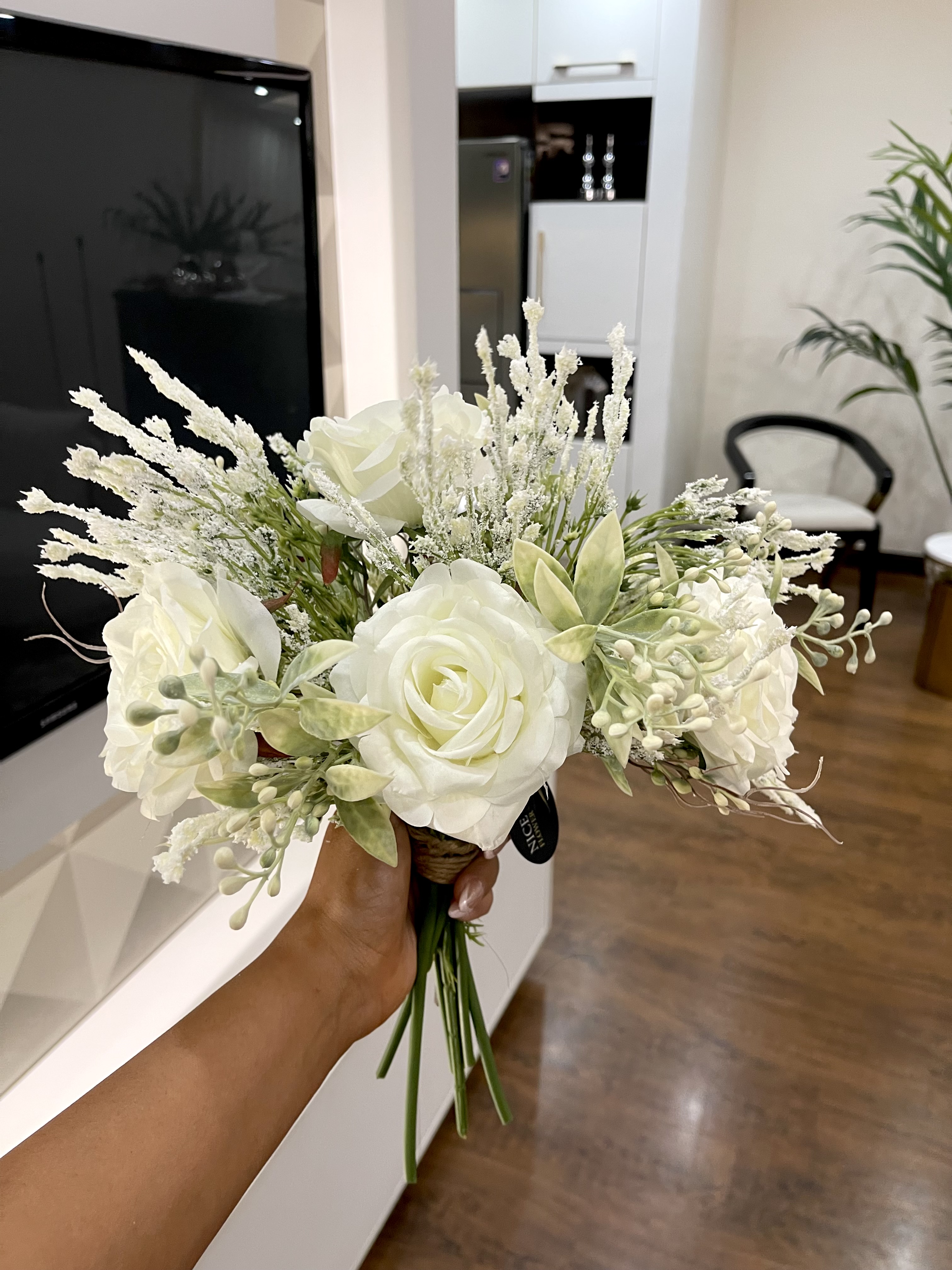 دسته گل اروپایی ترکیب ۳ مدل گل